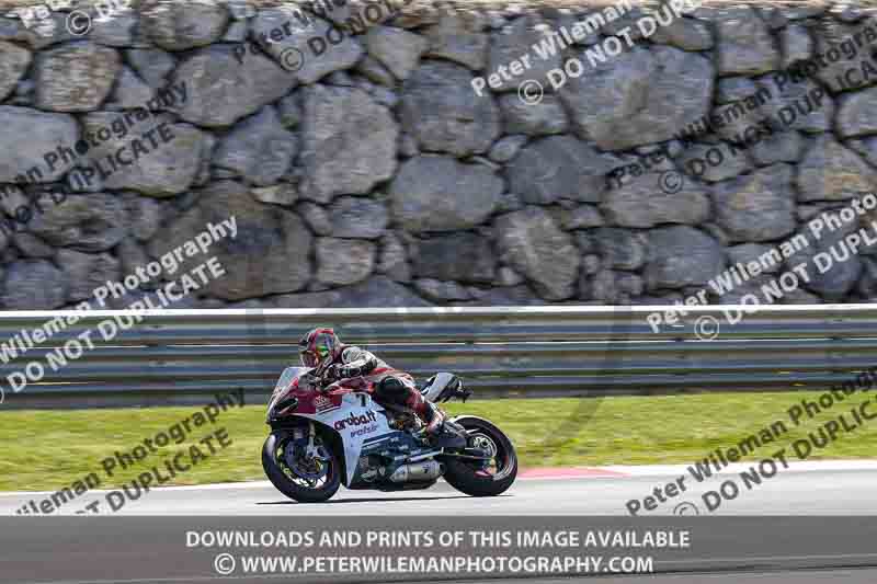 cadwell no limits trackday;cadwell park;cadwell park photographs;cadwell trackday photographs;enduro digital images;event digital images;eventdigitalimages;navarra;no limits trackdays;peter wileman photography;racing digital images;trackday digital images;trackday photos
